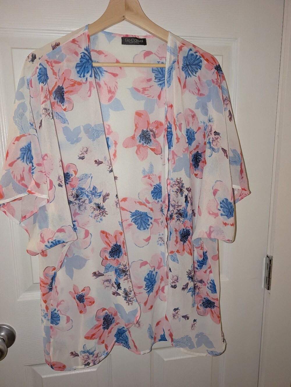 Go Couture Floral Sheer Kimono - Cream, Pink & Blue